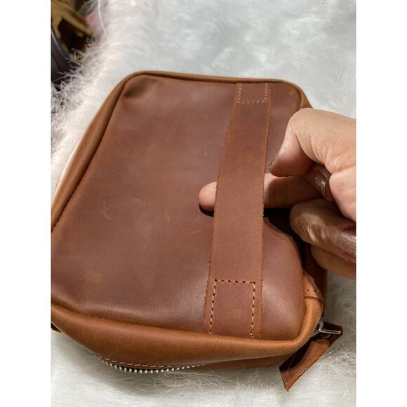 Brown Leather Zipper Travel Organizer With NH Logo - Picture 6 of 8